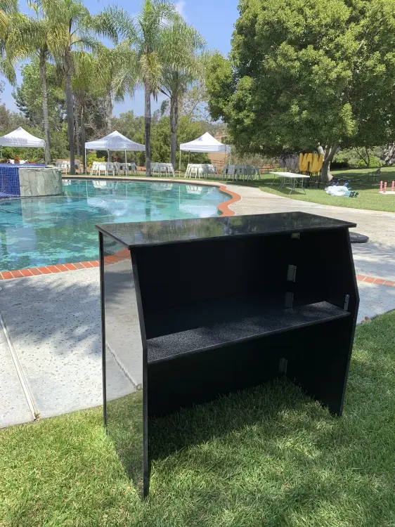 Portable Bars & Barstools